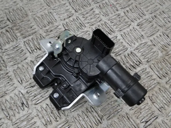 Achterklepslot OEM 81800P2100 voor Kia Sorento IV image 3