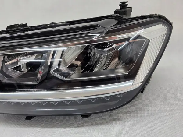 Farol LED esquerdo VW Tiguan II image 4