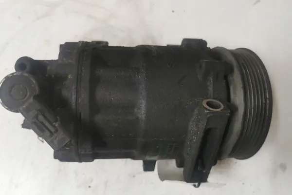 Compressore aria condizionata PEUGEOT 407 SW 1.6L diesel image 4