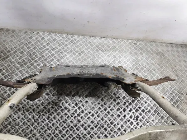 Peugeot 508 2011 Telaio ausiliario anteriore image 8