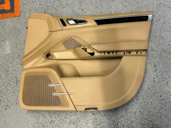 Porsche Cayenne II 7P Moldura Puerta Derecha Delantera OEM 7P5867012C image 2