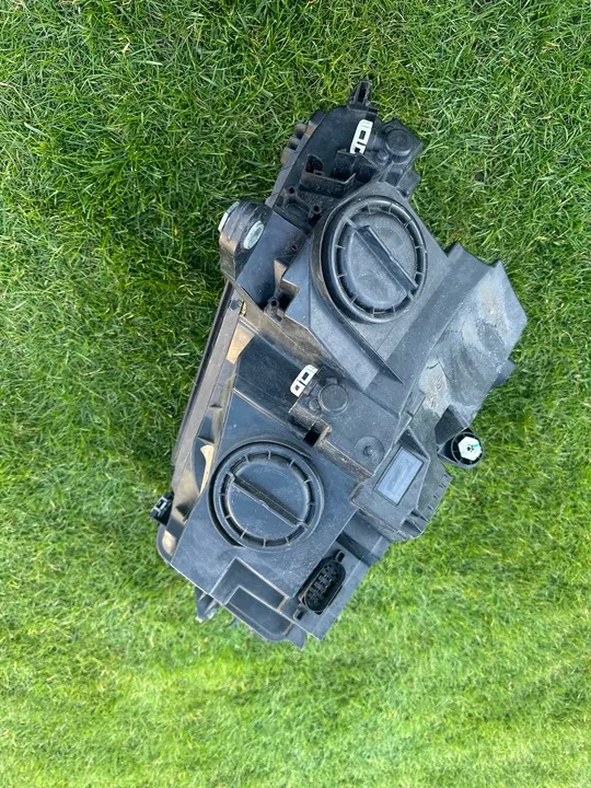 MERCEDES GLC W253 15-19 Rechter Koplamp H7 image 4