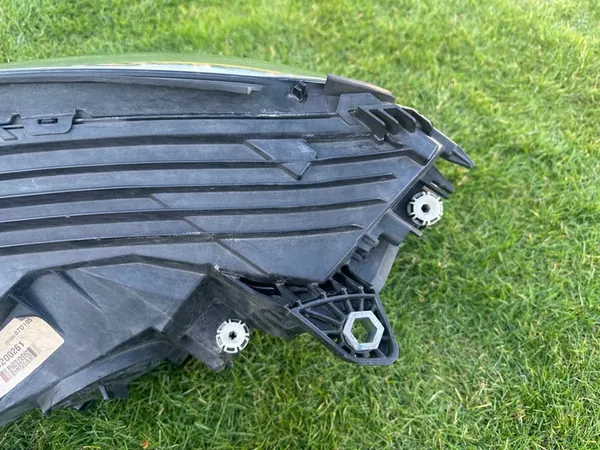 MERCEDES GLC W253 15-19 Rechter Koplamp H7 image 5