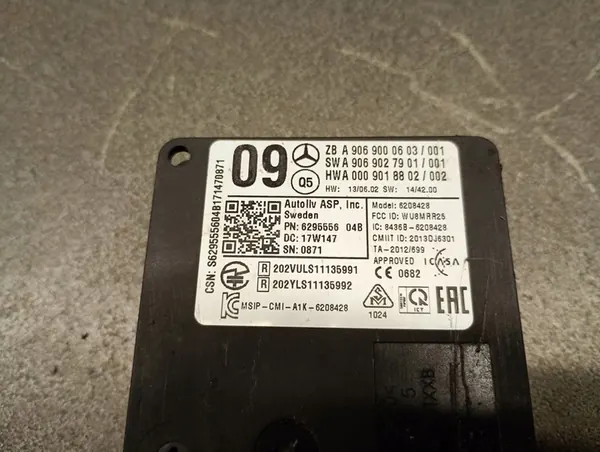 DISTRONIC Radar Module Mercedes Vito Sprinter W906 A9069000603 image 2