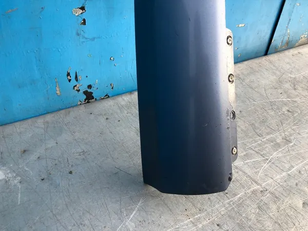 Mercedes-Benz OE A2118850425 bakre stötfångartillägg image 2