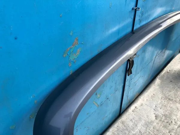 Mercedes-Benz OE A2118850425 bakre stötfångartillägg image 5