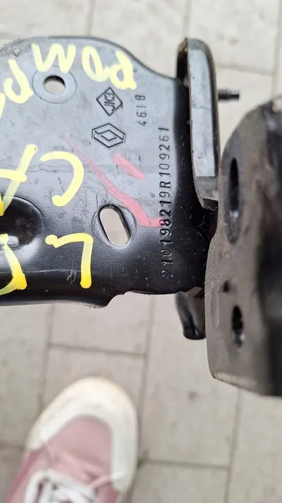 Support de Pompe à Eau Renault Captur II 1.5 DCI image 2