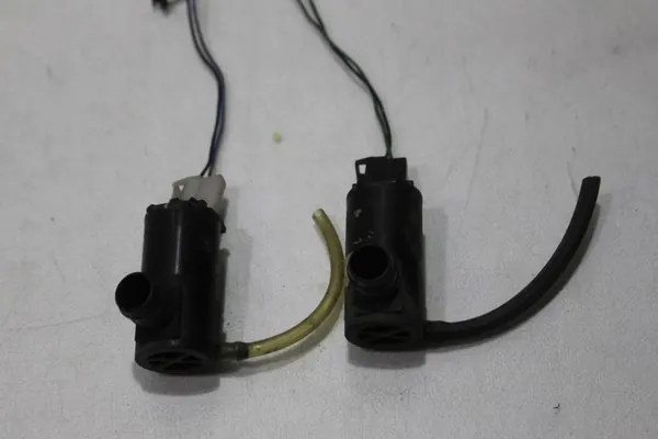 Pyyhkijän pumppu Suzuki Liana 1.6 2WD image 2