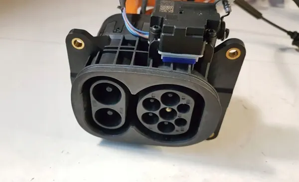 Volkswagen ID.4 2022 EV-latauskaapeli OEM 11a971531dc image 4