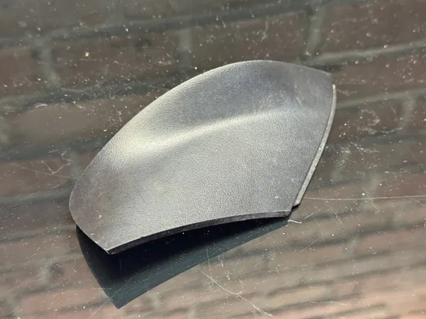 Hyundai i20 Spiegelkap RH OEM 30182083 image 2