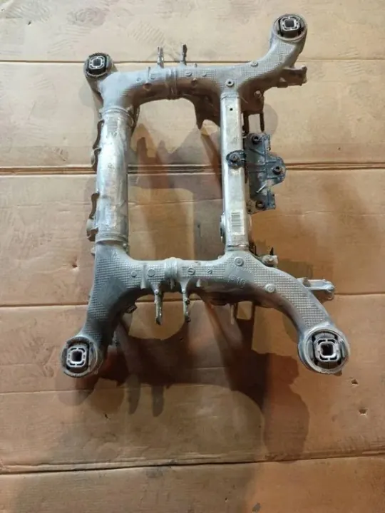 BMW 5 F10 Hinterfedern OEM 6793803 - Gebraucht image 2