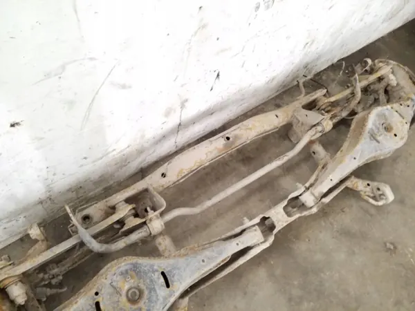 Begagnade bakfjädringar OEM ARA328748 VW Golf Plus image 4