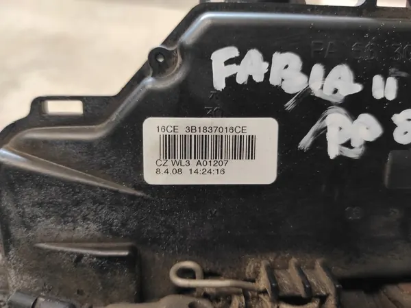 SKODA FABIA 2 II 07- Rechte Vorderverriegelung 8PIN 3B1837016CE image 5