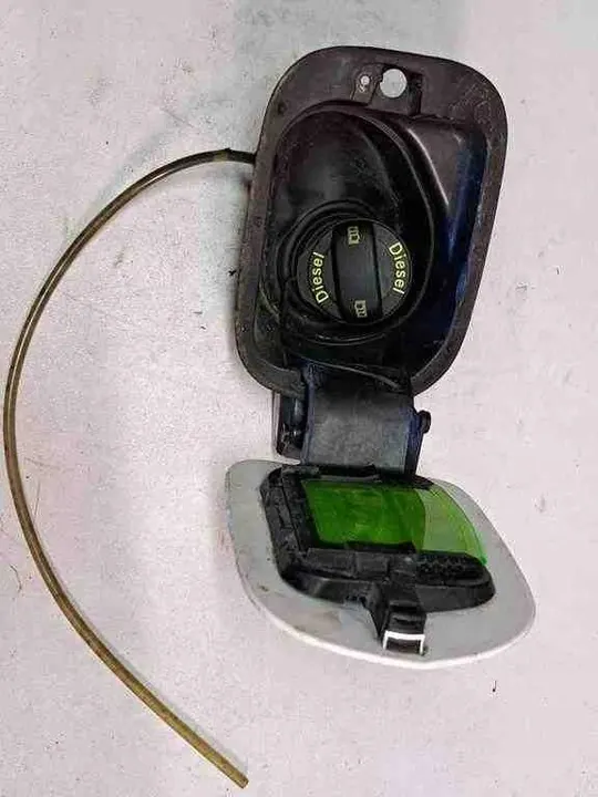 Bränsletankluckmotor SKODA OCTAVIA III 5E0809702C image 4