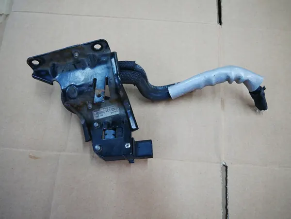 VW TIGUAN LIFT Pakokaasupaineanturi 076906051B image 2