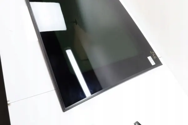 Mercedes W246 B-Klass Panoramatakglas OEM 2047800121 image 3