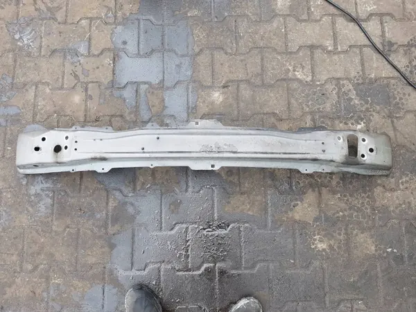 Viga para-choques dianteira Dacia Dokker OEM TOC50207 image 2