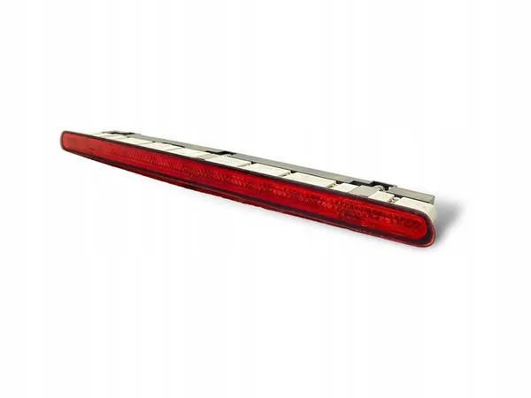 Audi A3 S3 8P 2004 Luz de Freno 8P0945097 image 2