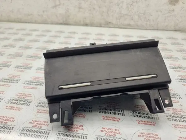 SEAT EXEO Tuhkakuppi OEM 8E0857951J - Käytetty image 2