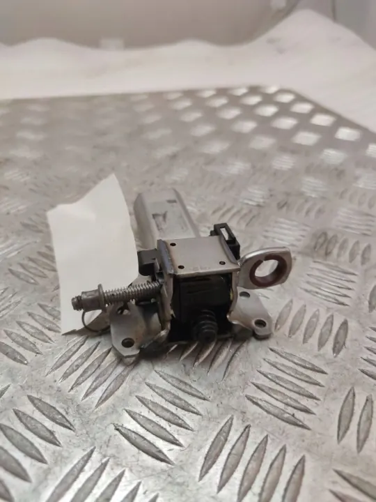 Audi Q8 Istuimen säätömoottori OEM 3Q0959248 image 3