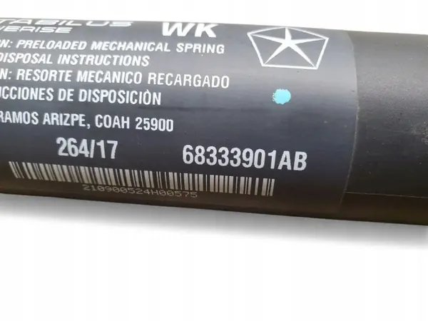 OEM 68333901AB Linker achterklepactuator Jeep Grand Cherokee image 5