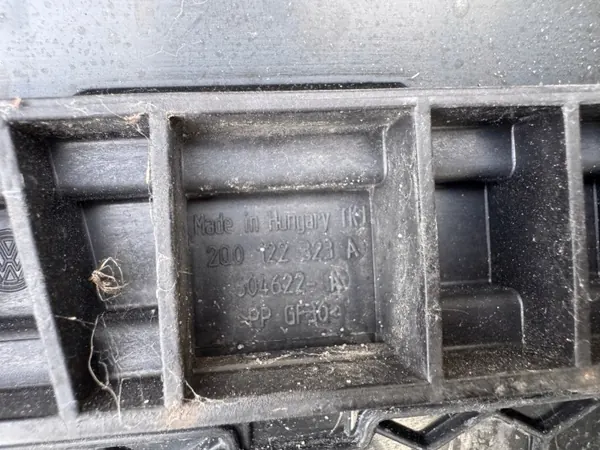 OEM 6VA971277 Persianas Ventilação Volante image 10