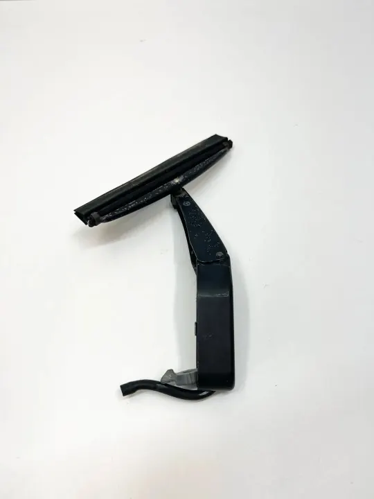 Oikea ajovalopesuri OEM A1298201844 Mercedes-Benzille image 3