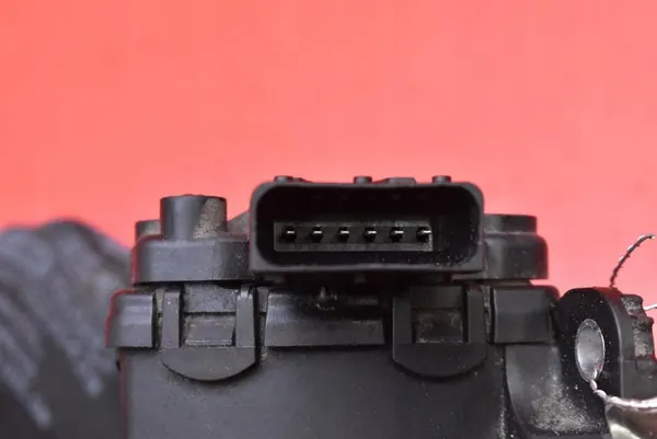 Drosselklappenpositionssensor Toyota Yaris I 1.4 D-4D 03-05 image 5