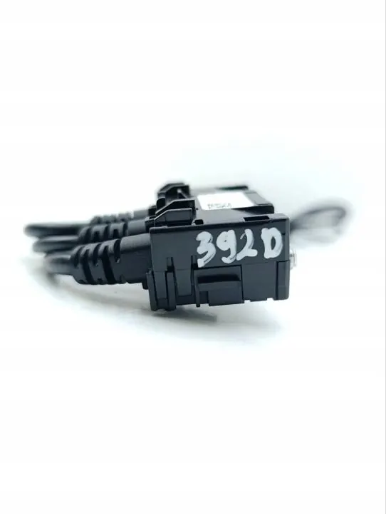 Mercedes EQS USB-aansluiting OEM A2978202701 - Gebruikt image 4