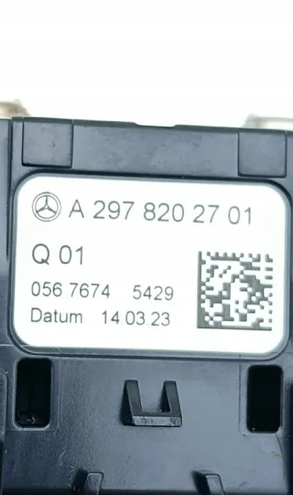 Mercedes EQS USB-aansluiting OEM A2978202701 - Gebruikt image 8
