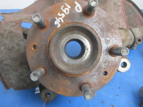 Buje Derecho con Sensor ABS Mazda 6 GG 2.0D OEM image 9
