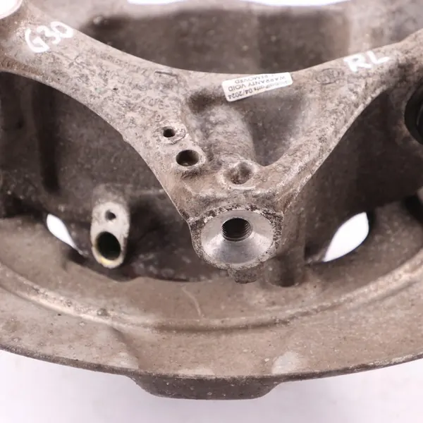 BMW G30 Cubo de Roda Traseiro Esquerdo 6866335 image 3