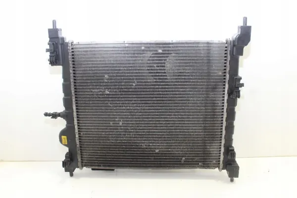 Ventilateur de radiateur d'eau OEM 365578307 Chevrolet image 3