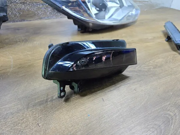 AUDI A5 8T LIFT HALOGEN DIREITO 8T0941700F image 3