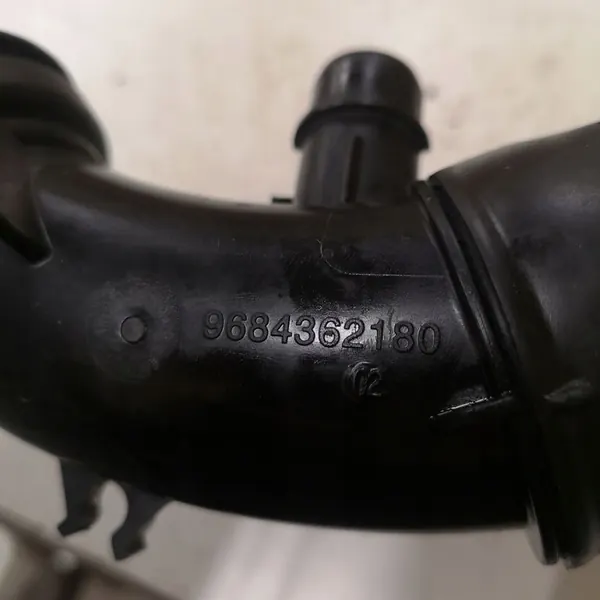 Citroen DS3 09-14 Conducto de aire 9684362180 image 2