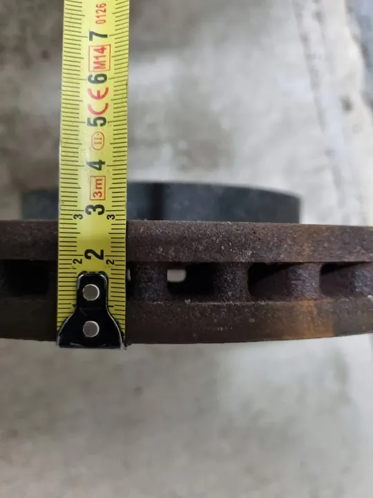 Disco de freio dianteiro Nissan Murano Z52 2020 OEM image 2