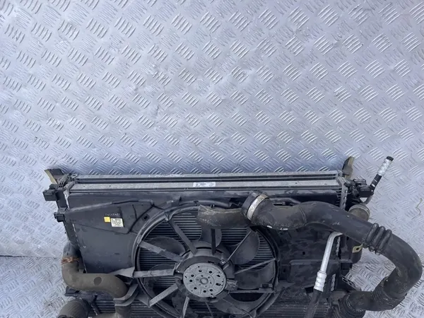 Radiador completo Renault Laguna III 2.0 DCI OEM image 2