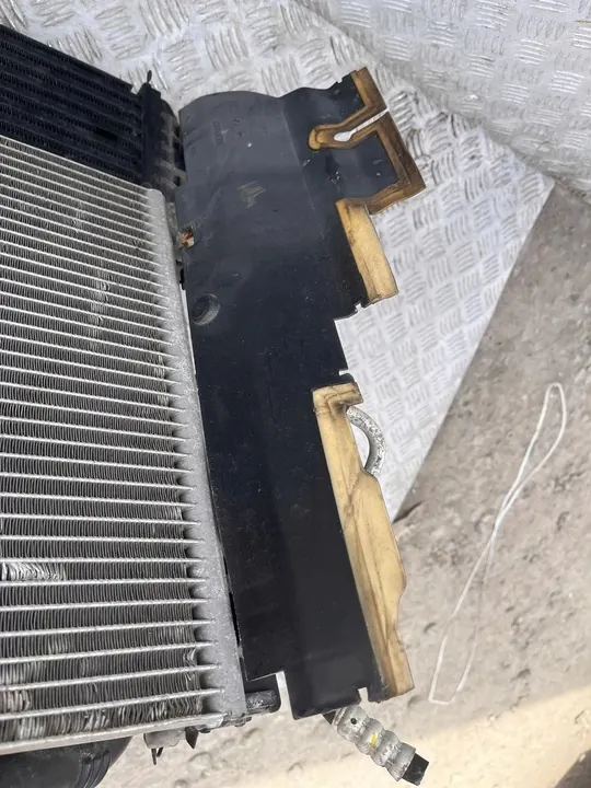Radiador completo Renault Laguna III 2.0 DCI OEM image 9