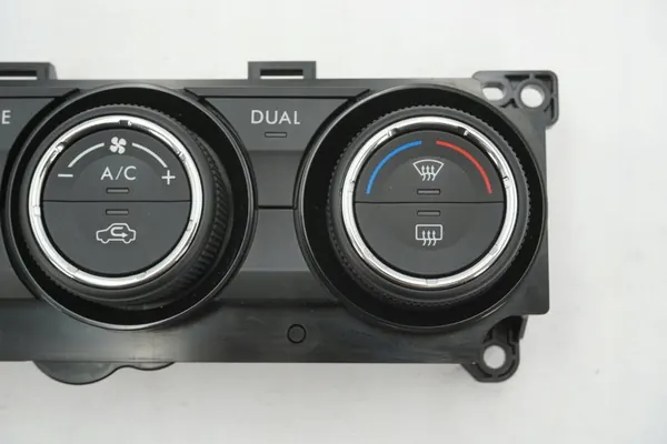 Panneau de climatisation Subaru Forester SJ 72311SG040 image 3