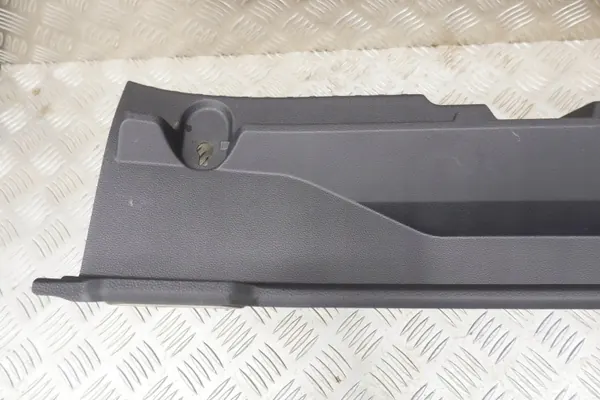 OEM 6471602160 Kofferbaksluiting afdekking voor Toyota Corolla E21 image 6