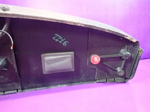 RENAULT CLIO II HB 5D 01-05 LIFT SPOILER LAMPA STOP image 4