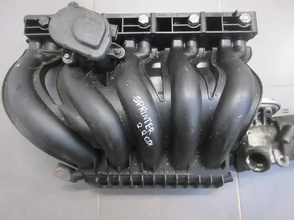 Coletor de Admissão Válvula EGR Mercedes Sprinter 2.2 CDI A6110900754 image 2