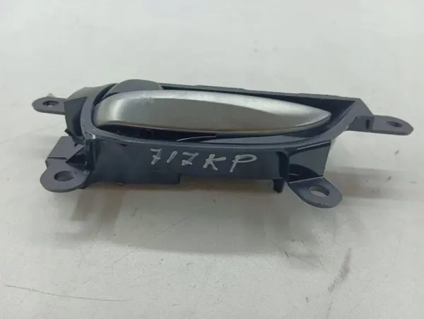 Puxador interior dianteiro esquerdo OEM 6927878010 Lexus NX image 3