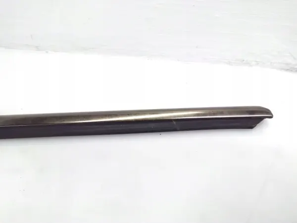 Joint de vitre arrière Mercedes E W124 OEM JUR249651 image 4