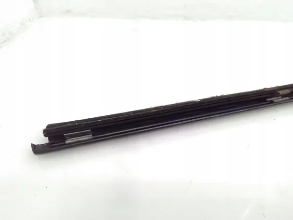 Joint de vitre arrière Mercedes E W124 OEM JUR249651 image 5