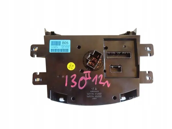 Airconditioningpaneel Hyundai i30 II 2011-2017 OE 97250-A6040 image 4