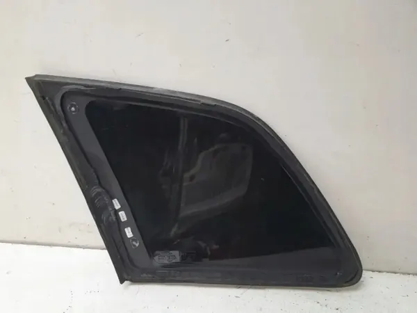 Vitre latérale arrière gauche Audi OE 43R001583 image 3