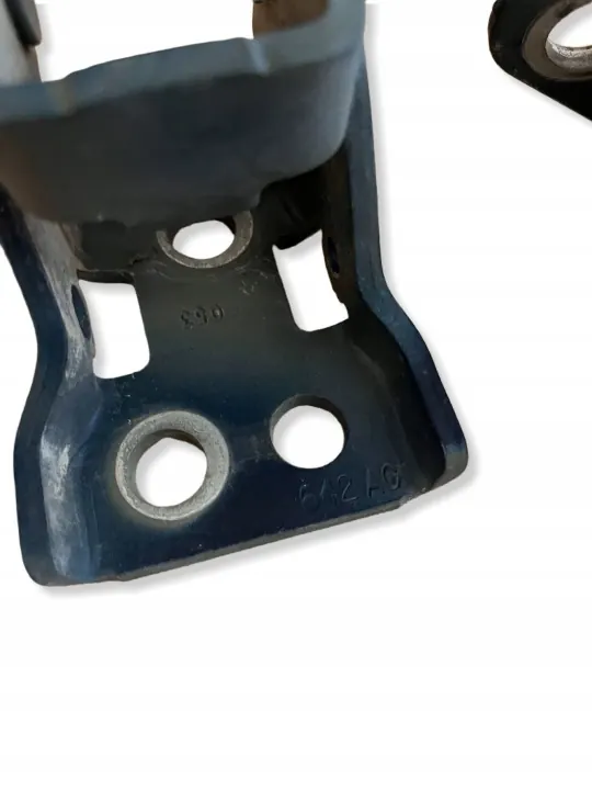 Jeu de charnières porte avant droite OEM 642AC - Dodge Challenger image 6