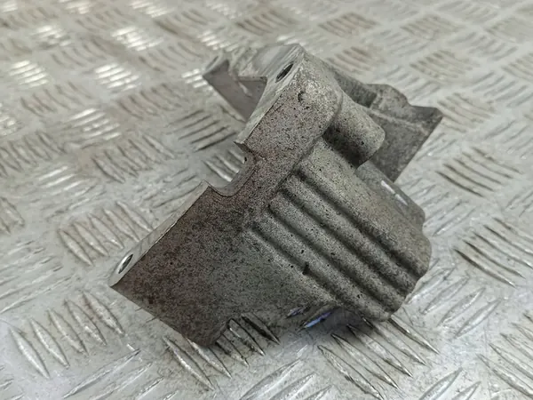 2022 KIA Sorento IV Support de compresseur AC image 3