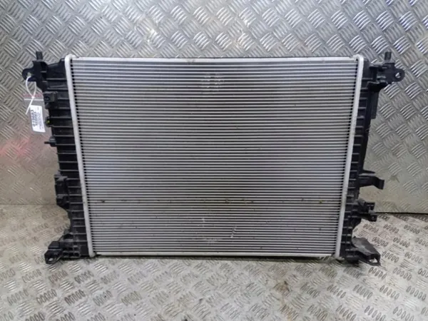 Radiateur d'eau Ssangyong Tivoli 1.5 OEM 21310-37301 image 2